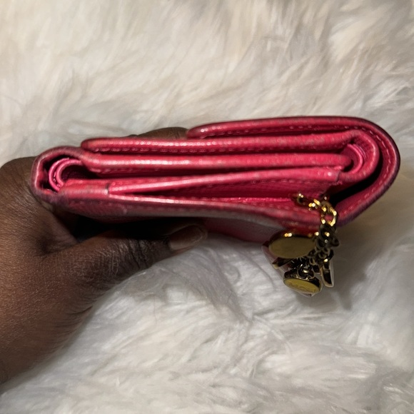 Authentic MCM Pink Leather Studded Logo Motifs Trifold Wallet with keychain GUC - Picture 9 of 17